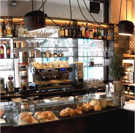 negozio in vendita a Venezia in zona Mestre