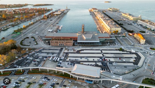 negozio in vendita a Venezia in zona Sestiere Santa Croce