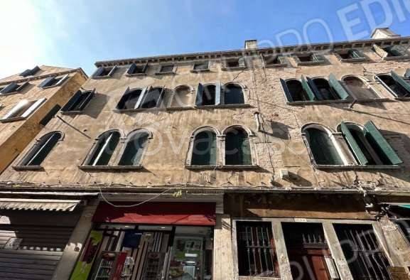 appartamento in vendita a Venezia in zona Sestiere San Polo