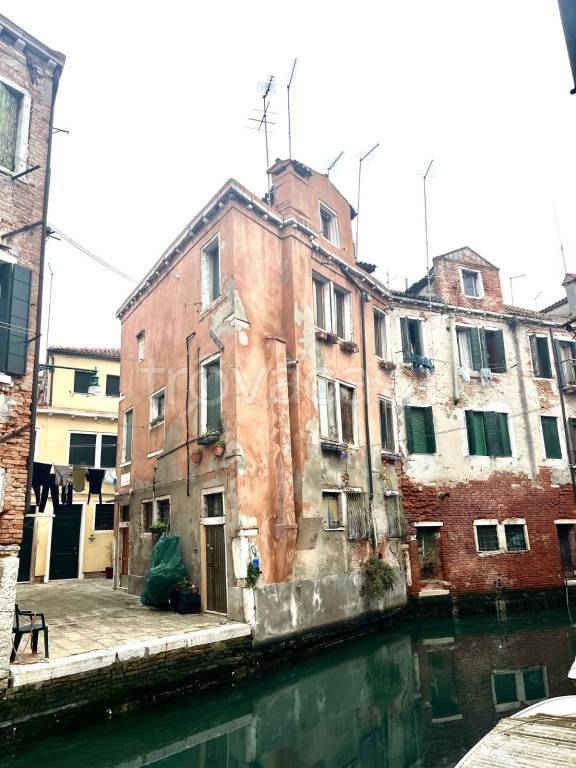 appartamento in vendita a Venezia in zona Sestiere Castello
