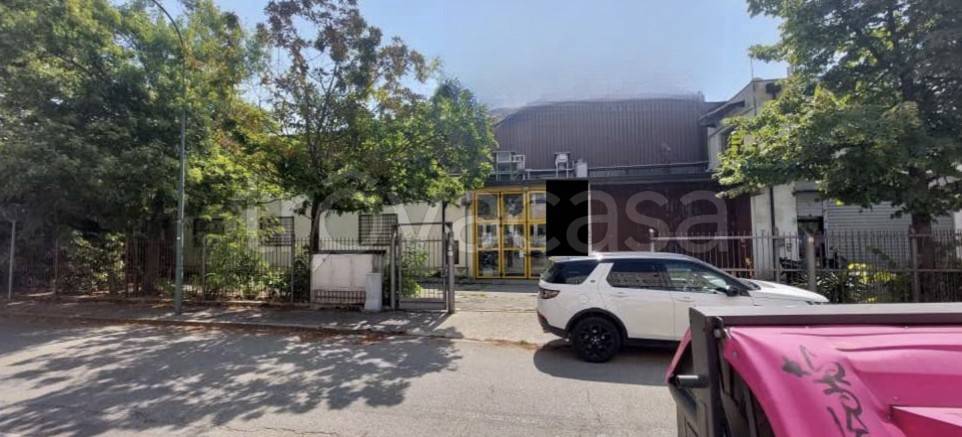 locale commerciale in vendita a Venezia in zona Mestre