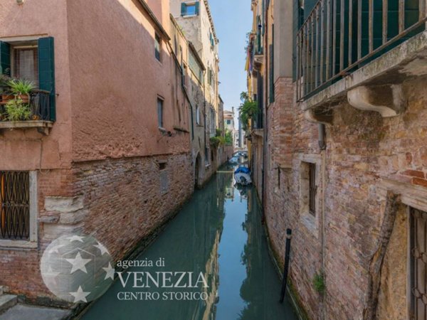 appartamento in vendita a Venezia in zona Sestiere Santa Croce