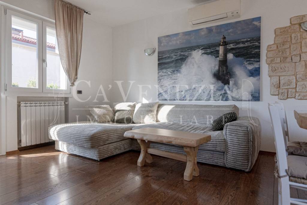 appartamento in vendita a Venezia in zona Lido di Venezia