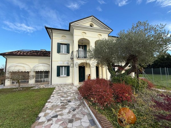 casa indipendente in vendita a Venezia in zona Favaro Veneto
