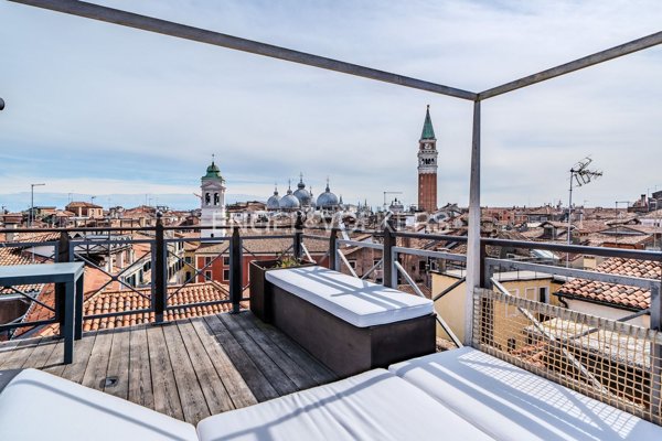 appartamento in vendita a Venezia in zona Sestiere San Marco