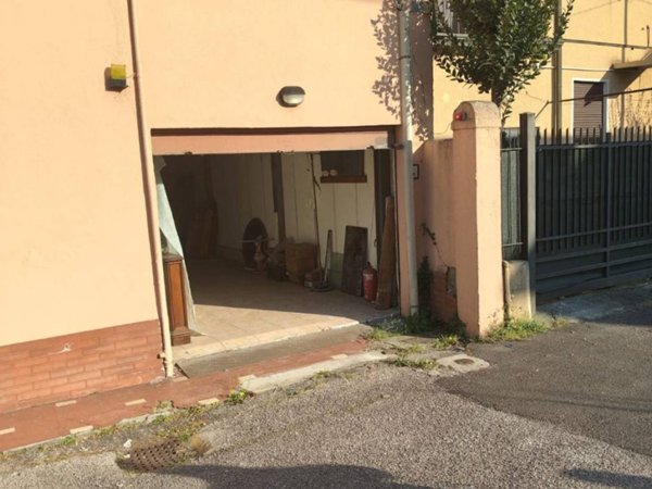 locale di sgombero in vendita a Venezia in zona Marghera