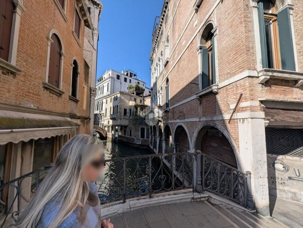 negozio in vendita a Venezia in zona Sestiere Cannaregio