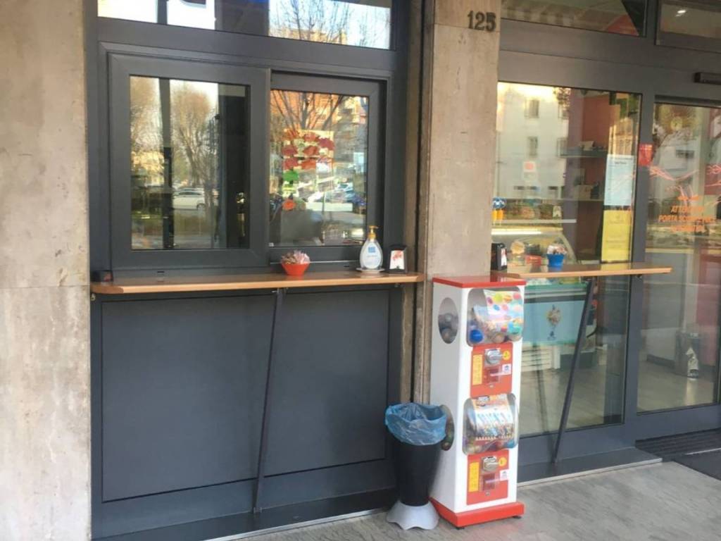 negozio in vendita a Venezia in zona Marghera