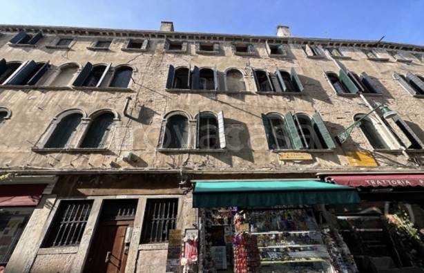 appartamento in vendita a Venezia in zona Sestiere San Polo