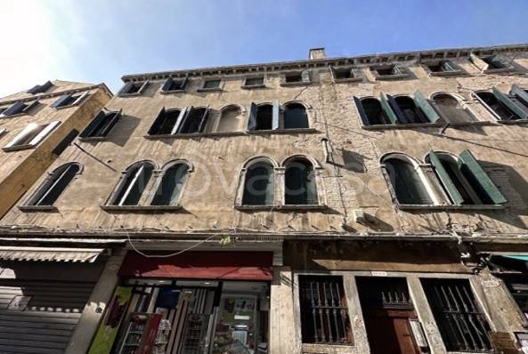 appartamento in vendita a Venezia in zona Sestiere San Polo