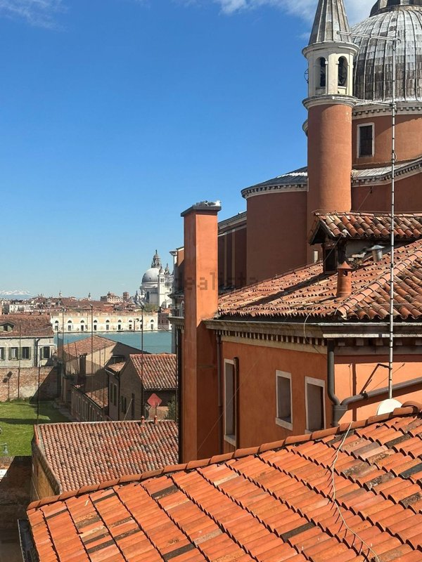 appartamento in vendita a Venezia in zona Giudecca
