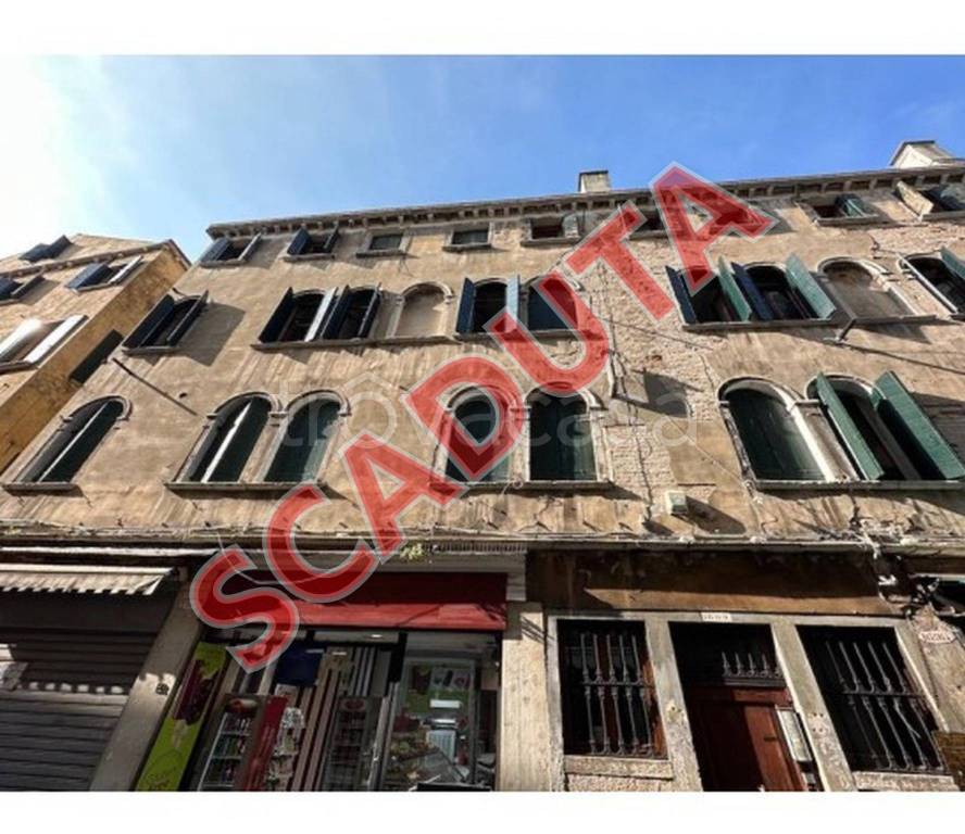 appartamento in vendita a Venezia in zona Sestiere San Polo