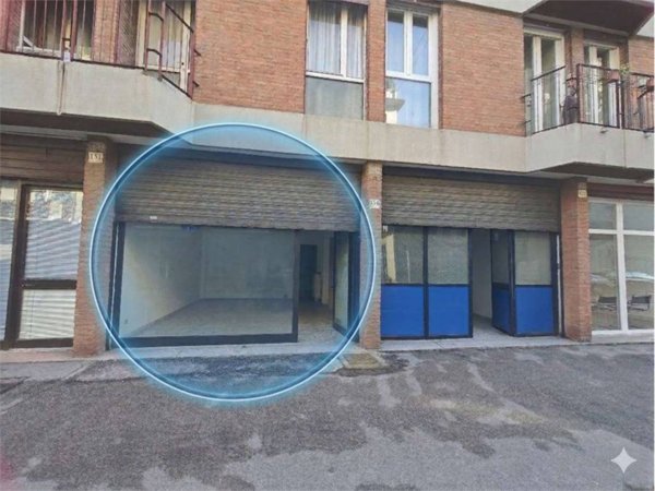 negozio in vendita a Venezia in zona Marghera