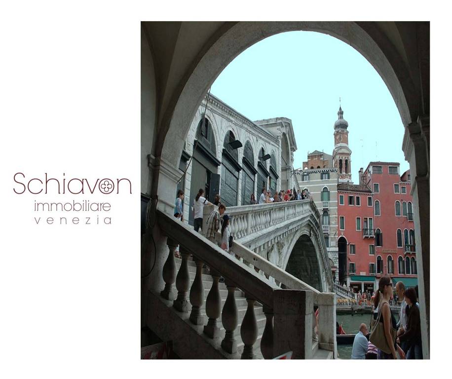 appartamento in vendita a Venezia in zona Sestiere San Polo
