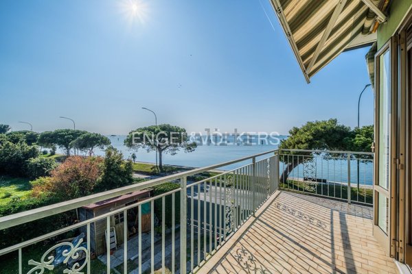 appartamento in vendita a Venezia in zona Lido di Venezia