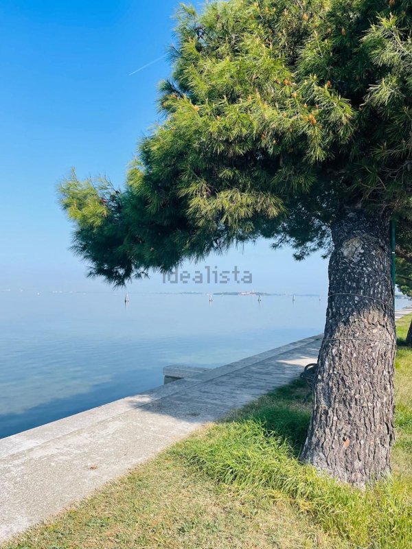 appartamento in vendita a Venezia in zona Lido di Venezia