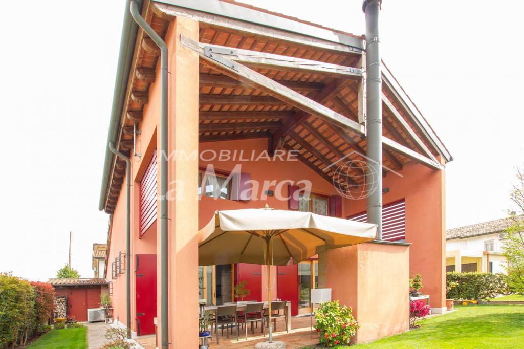 casa indipendente in vendita a Venezia in zona Mestre