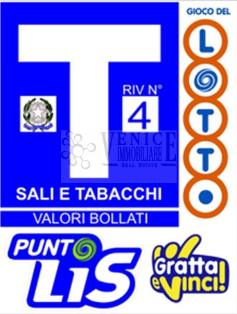 negozio in vendita a Venezia in zona Mestre