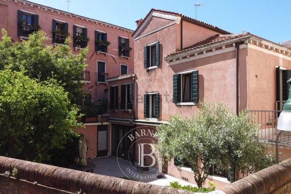 casa indipendente in vendita a Venezia in zona Sestiere San Polo