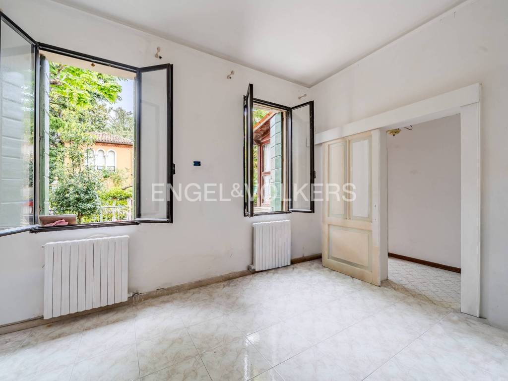 appartamento in vendita a Venezia in zona Lido di Venezia