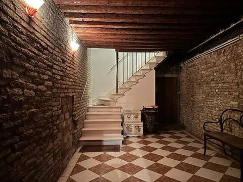 appartamento in vendita a Venezia in zona Sestiere Santa Croce
