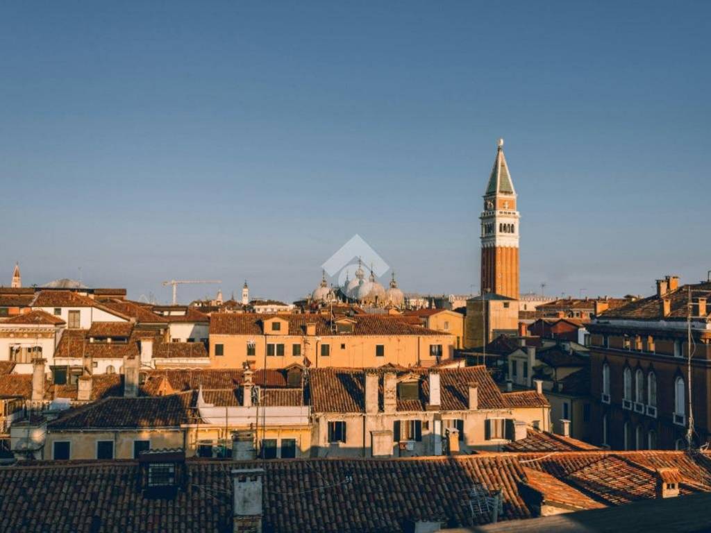 appartamento in vendita a Venezia in zona Murano