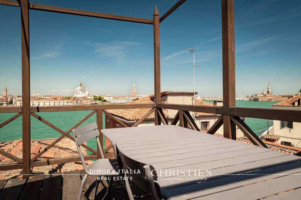 casa indipendente in vendita a Venezia in zona Giudecca