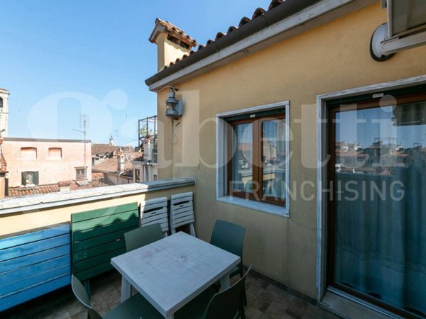 appartamento in vendita a Venezia in zona Sestiere San Polo