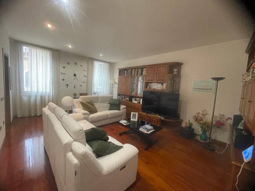 appartamento in vendita a Venezia in zona Sestiere Dorsoduro