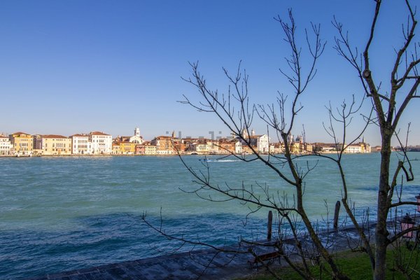 appartamento in vendita a Venezia in zona Giudecca