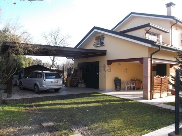 casa indipendente in vendita a Venezia in zona Trivignano