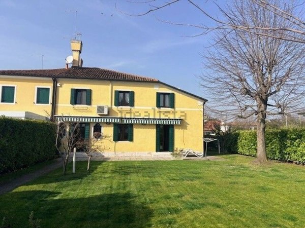 casa indipendente in vendita a Venezia in zona Favaro Veneto