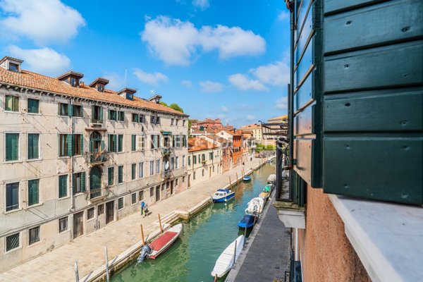 appartamento in vendita a Venezia in zona Sestiere Santa Croce