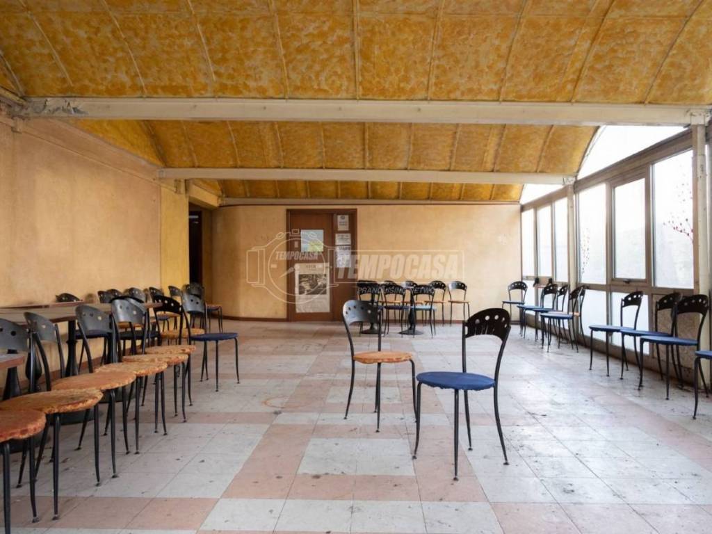 negozio in vendita a Venezia in zona Marghera