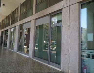 negozio in vendita a Venezia in zona Mestre