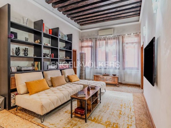 appartamento in vendita a Venezia in zona Sestiere San Polo