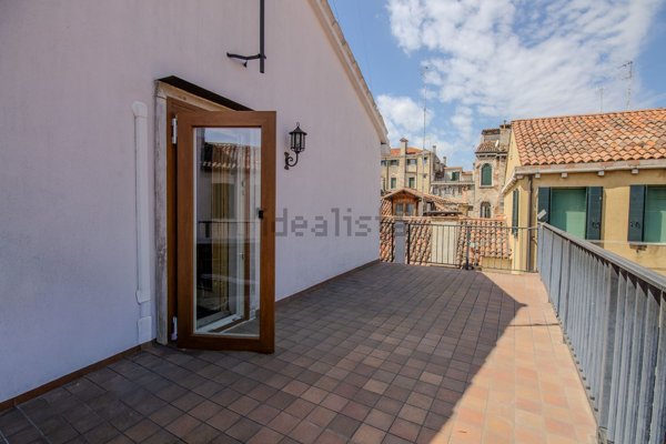 appartamento in vendita a Venezia in zona Sestiere Cannaregio