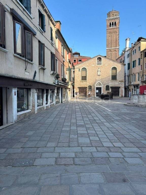 negozio in vendita a Venezia in zona Sestiere San Polo