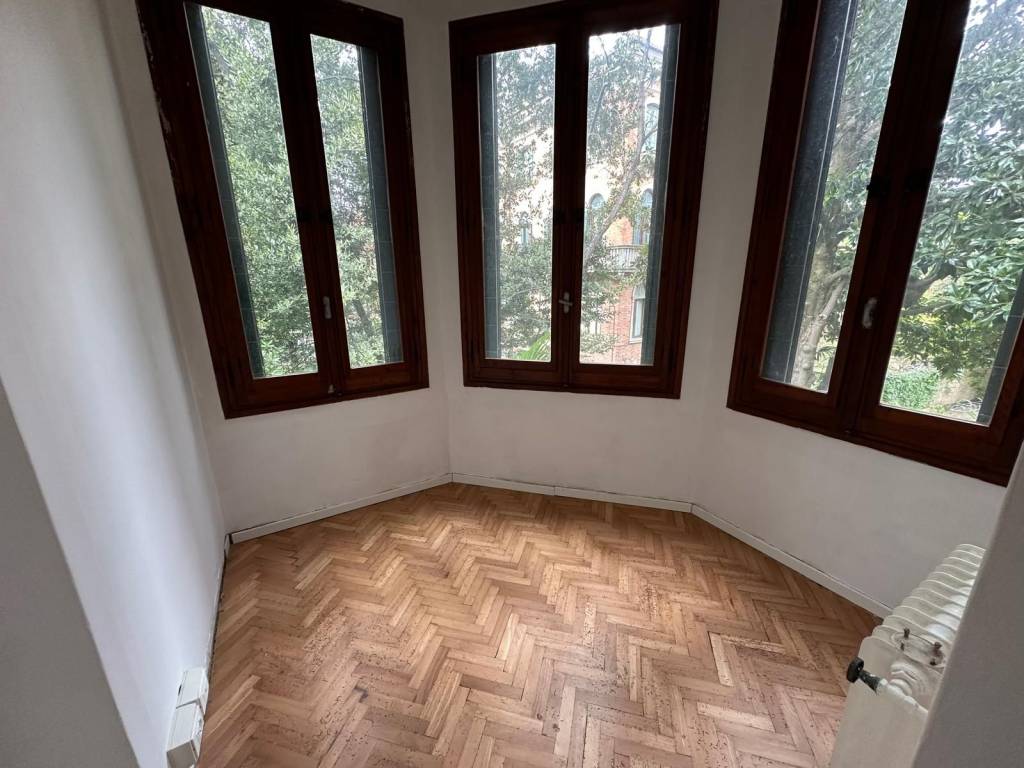 appartamento in vendita a Venezia in zona Lido di Venezia