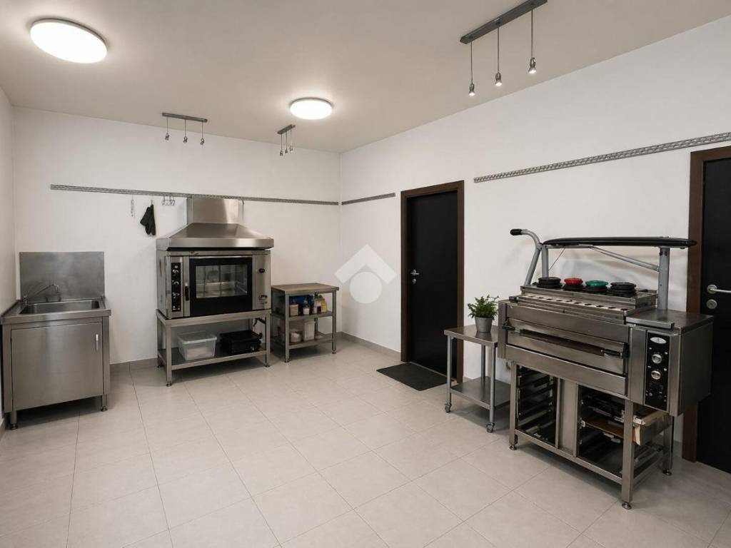 negozio in vendita a Venezia in zona Marghera