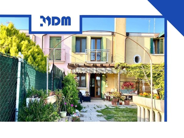 casa indipendente in vendita a Venezia in zona Pellestrina