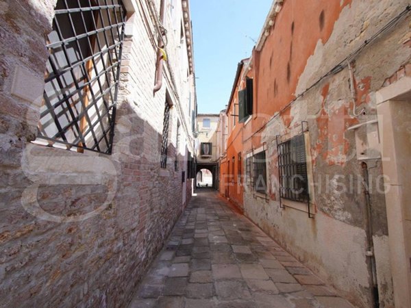 appartamento in vendita a Venezia in zona Sestiere Cannaregio