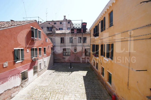 appartamento in vendita a Venezia in zona Sestiere Cannaregio
