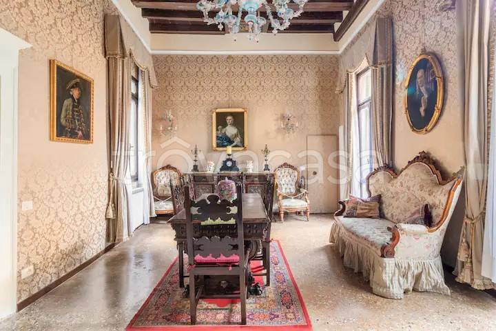 appartamento in vendita a Venezia in zona Sestiere San Marco
