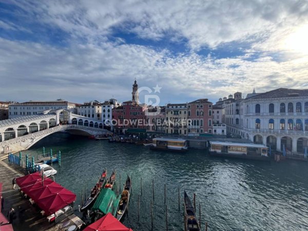 appartamento in vendita a Venezia in zona Sestiere San Polo