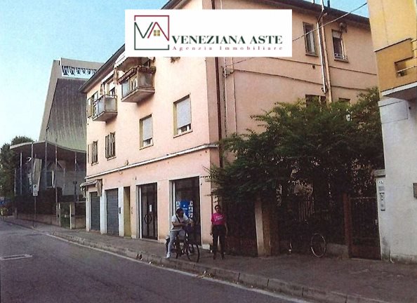 appartamento in vendita a Venezia in zona Mestre