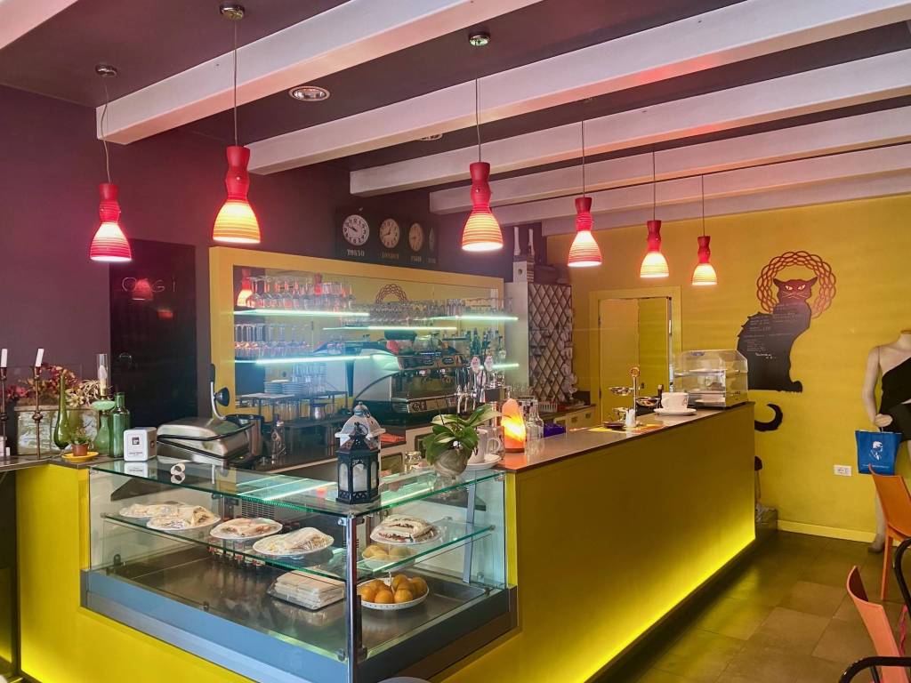 negozio in vendita a Venezia in zona Marghera