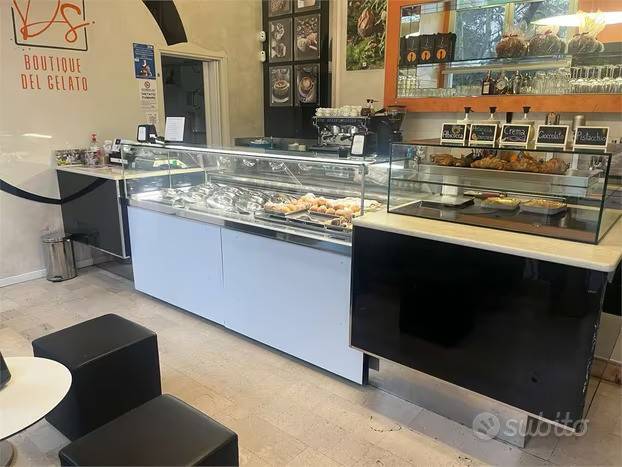 negozio in vendita a Venezia in zona Mestre