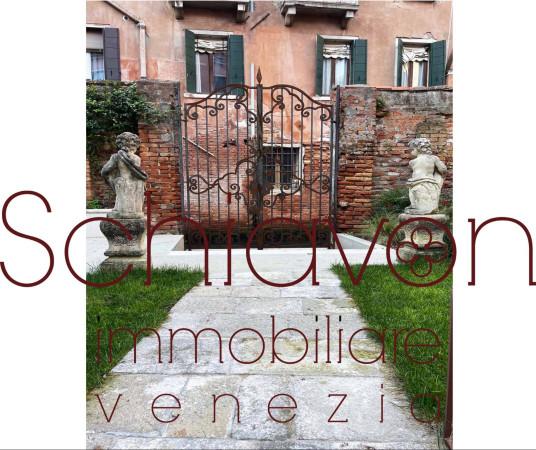 appartamento in vendita a Venezia in zona Sestiere San Polo