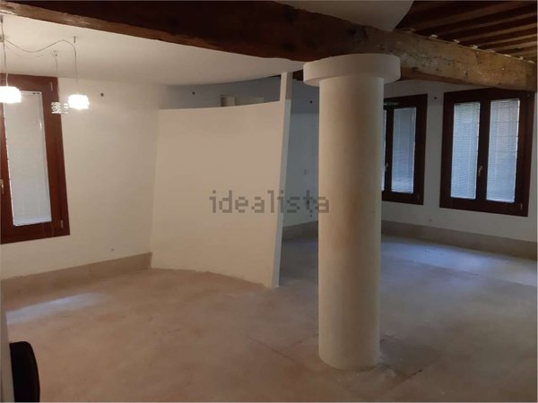 villa in vendita a Venezia in zona Sestiere Castello